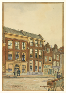 28152 Gezicht op de voorgevels van de huizen Ganzenmarkt 5 rechts) -13 te Utrecht uit het noorden.